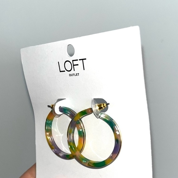 LOFT NWT Multicolor Resin Hoop Earrings - Picture 5 of 5